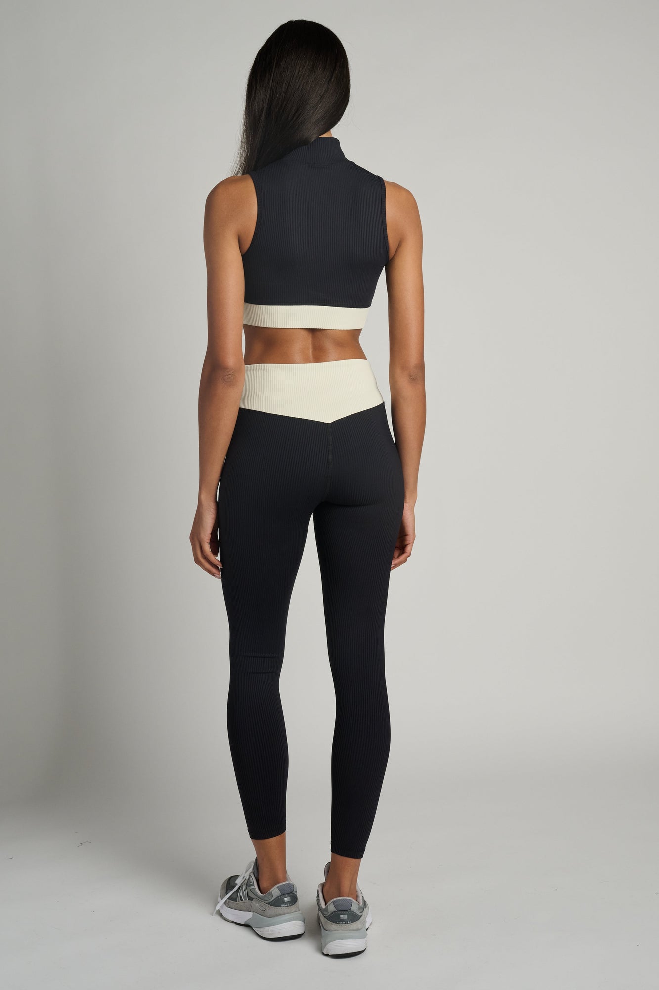 Year of Ours | Ribbed Two Tone Dip Legging | Black/White
