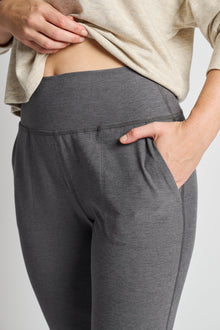 Women | Beyond Yoga | Spacedye Midi Jogger | Grey