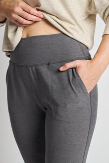 Beyond Yoga | Spacedye Midi Jogger | Grey