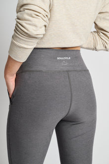 Women | Beyond Yoga | Spacedye Midi Jogger | Grey