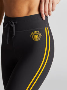 Women | The Upside | Beaufort 25In Midi Pant | Black