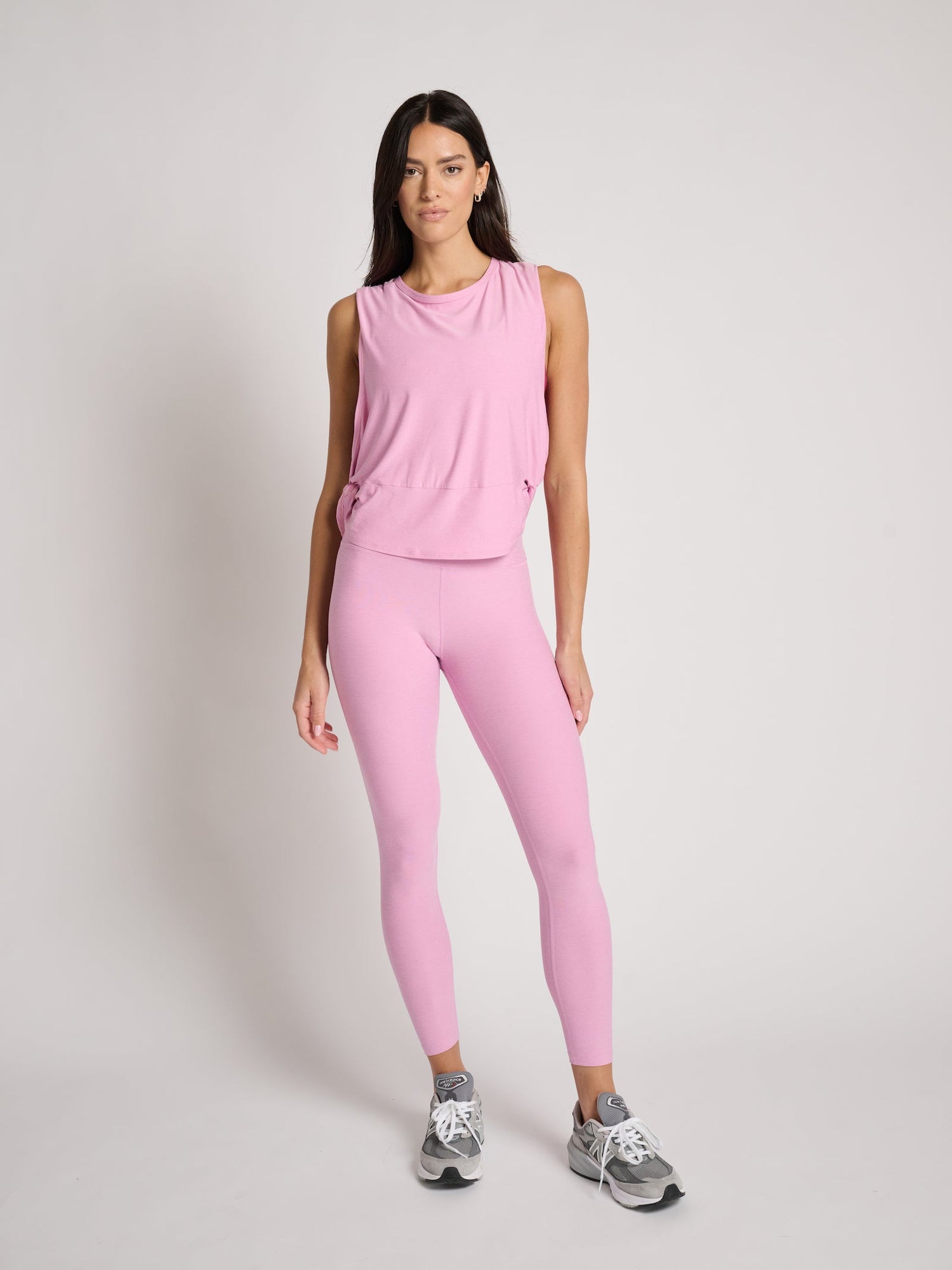 Women | Beyond Yoga | Featherweight Side Note Twist | Light Pink