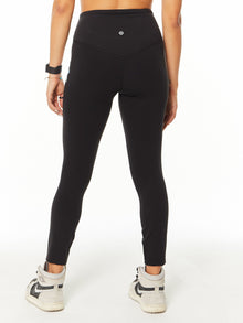 Lululemon | 25