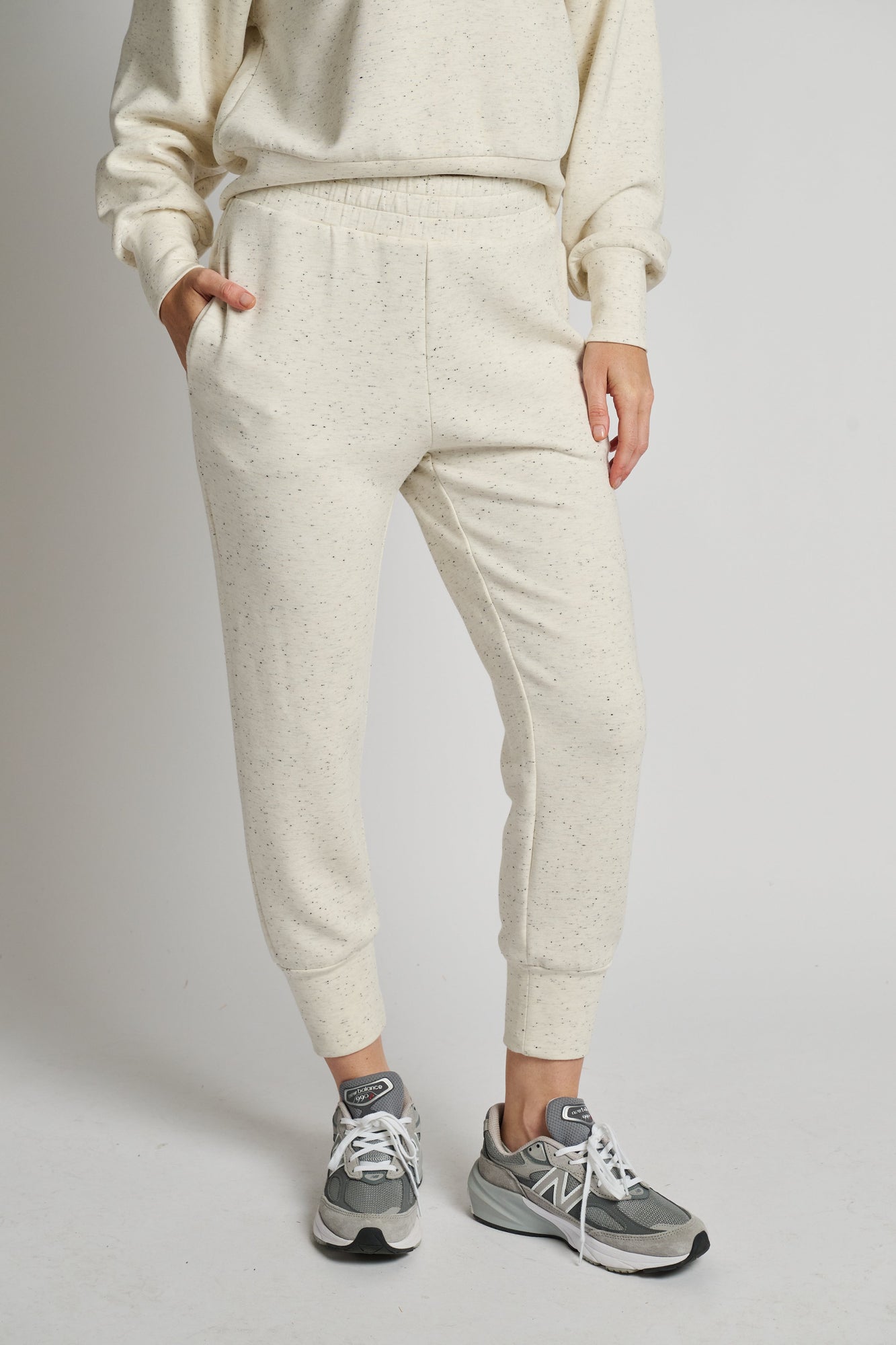 Women | Varley | The Slim Cuff Pant 25" | Ivory