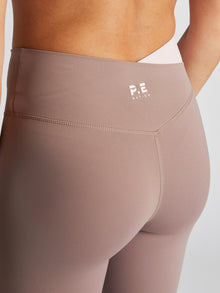 P.E Nation | Wander F/L Legging | Light Pink