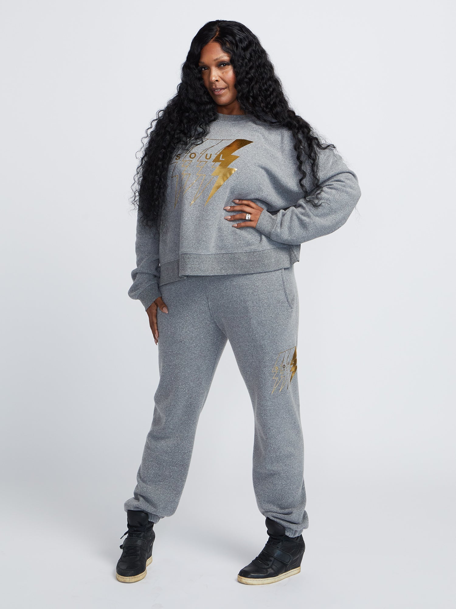 Women | Soul by SoulCycle | OG Bolt Lounge Sweatshirt | Grey