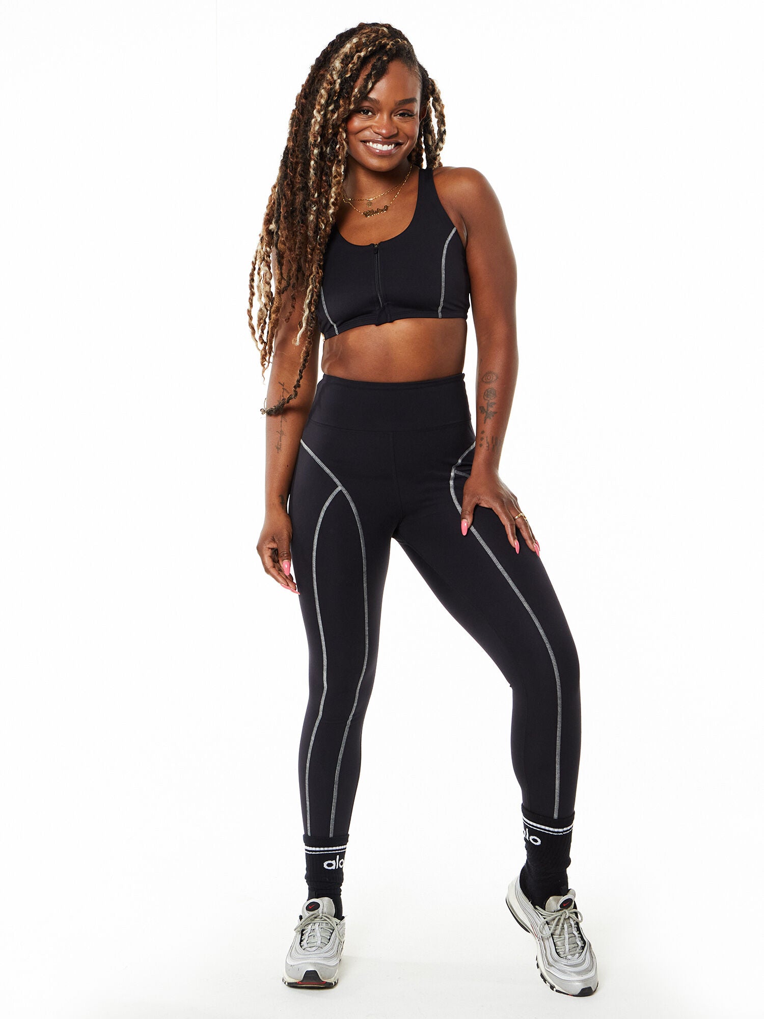 Women | Year of Ours | Night Track Zip Bra | Black