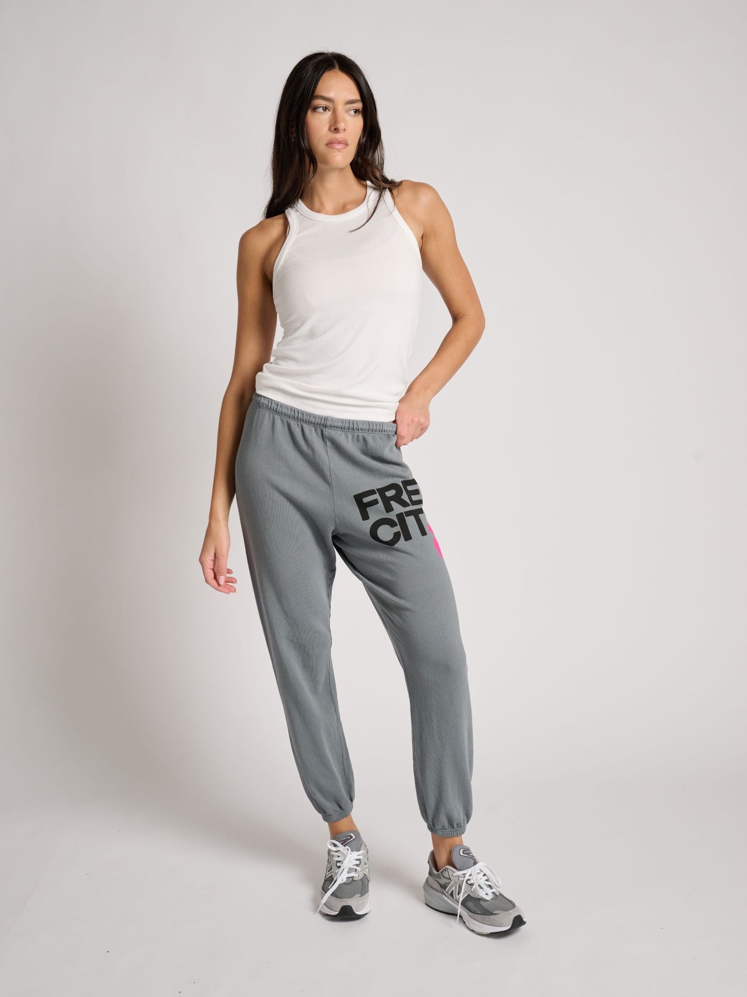 Women | FREECITY | Large Sweatpant | Grey/Pink