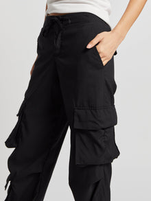 Women | MUV | Parachute Pant | Black