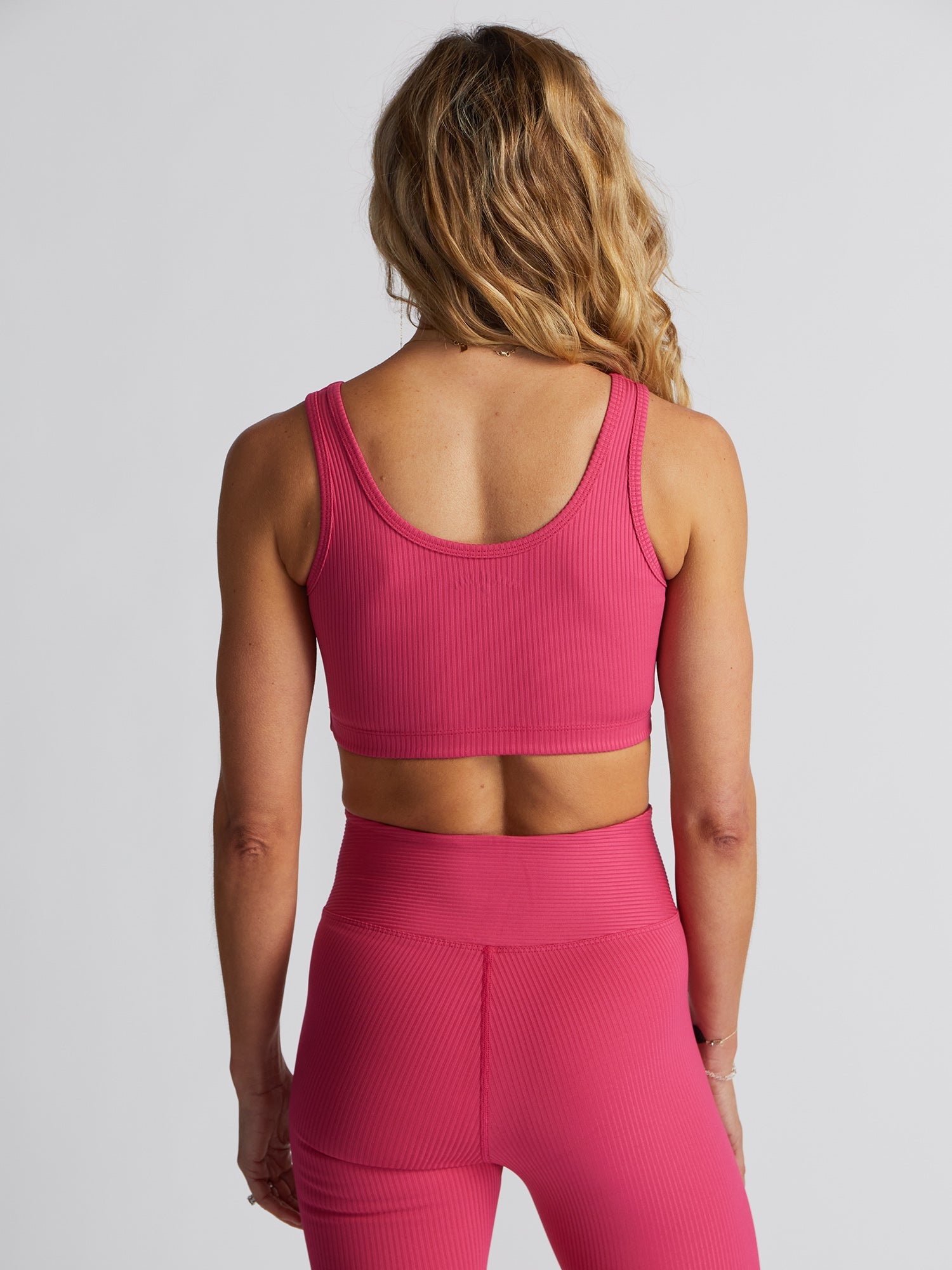 Women | Year of Ours | Ribbed Football Bra | Magenta