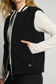 Women | SPLITS59 | Aster Sherpa Vest | Black