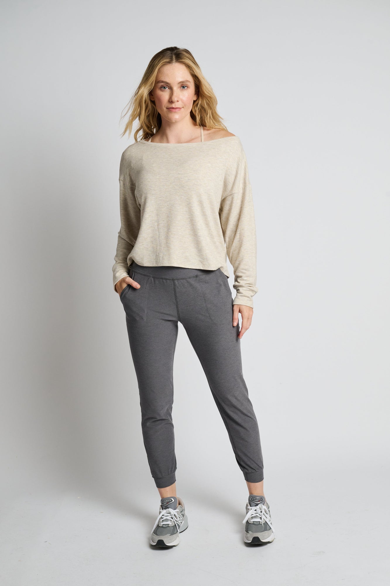 Beyond Yoga | Let Loose Pullover | Oatmeal