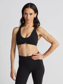 Women | Lululemon | Strappy V-Neck Bra | Black