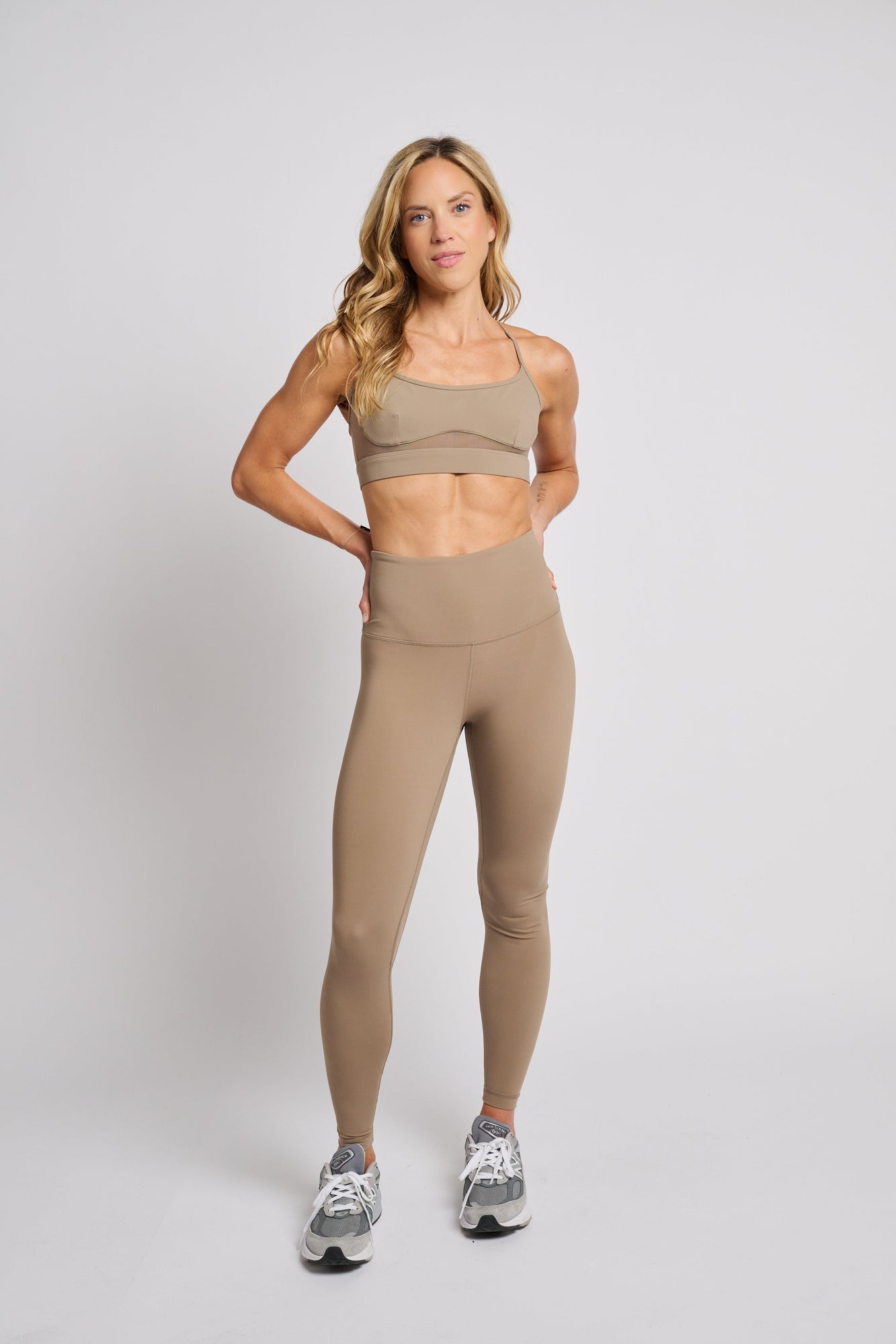 Women | MPG | Sculpt Cross Sports Bra | Brown