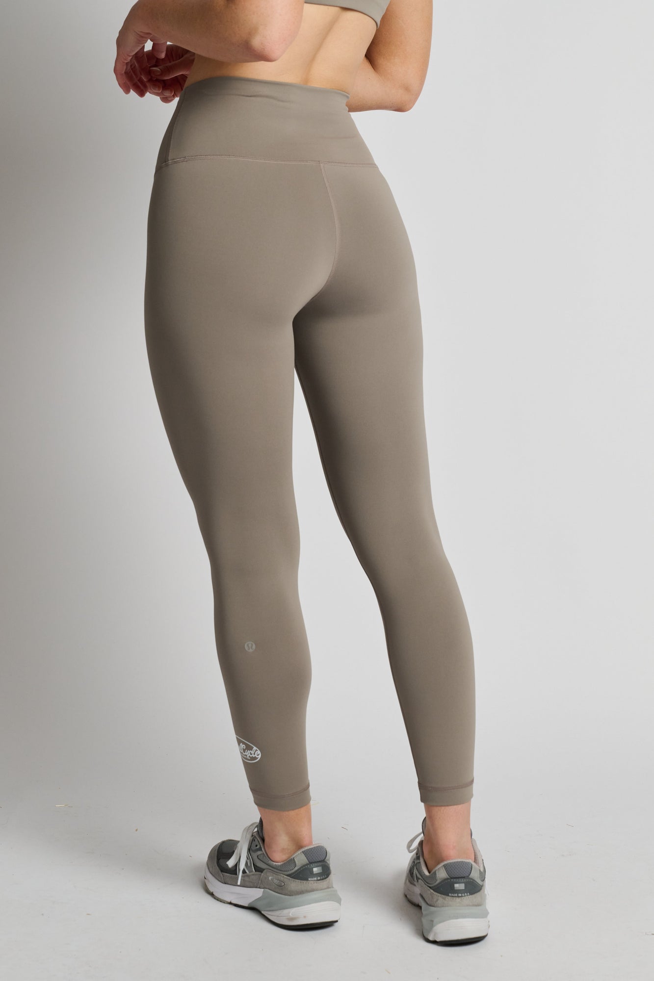 Women | Lululemon | Wunder Train High Rise Tight 25" | Warm Ash Grey