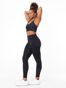 Women | Soul by SoulCycle | Front Twist Racerback Bra Tonal Black | Black