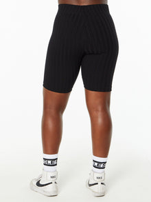 Women | Good American | Wide Rib Biker Short Black | Black