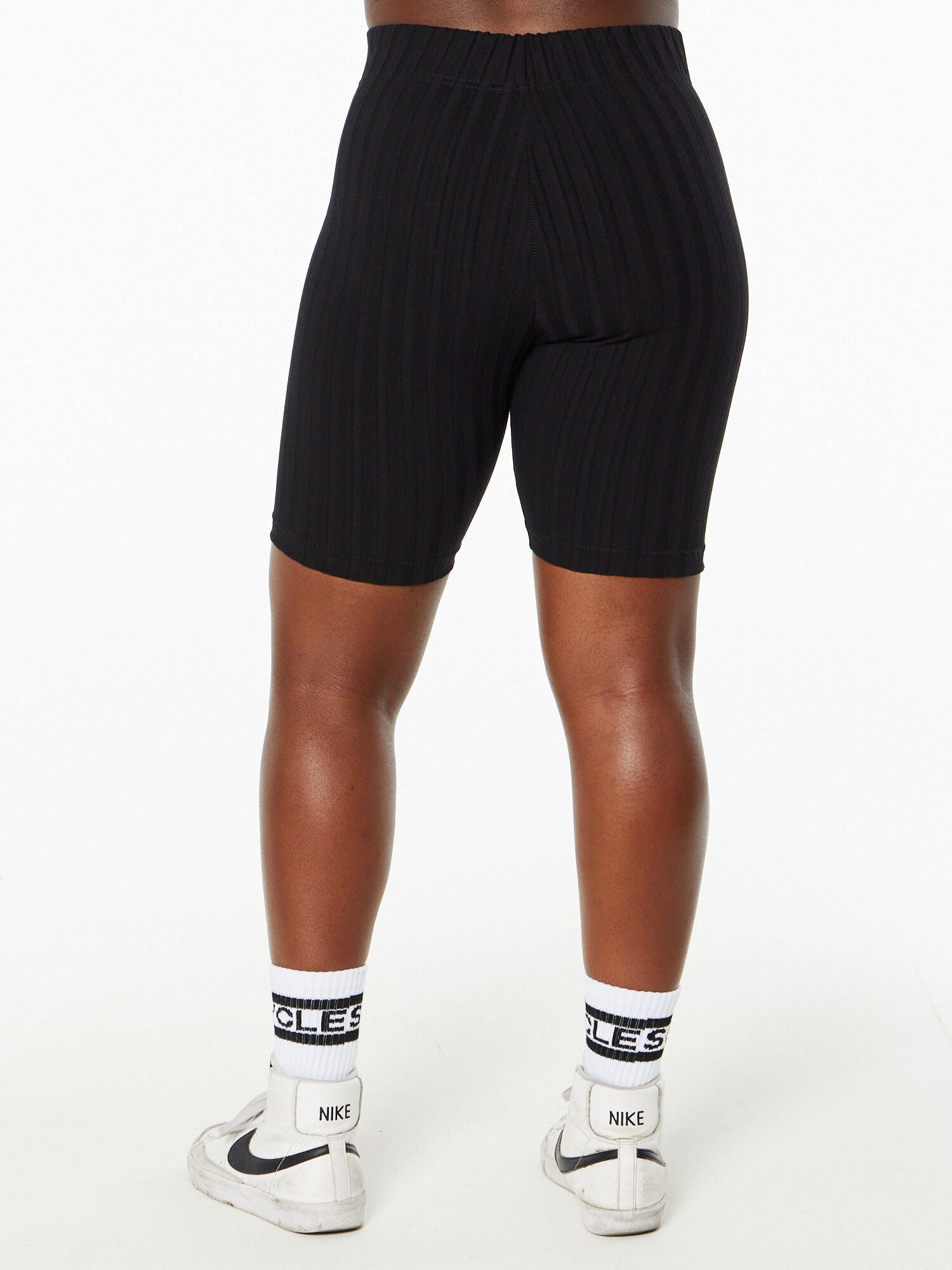 Women | Good American | Wide Rib Biker Short Black | Black