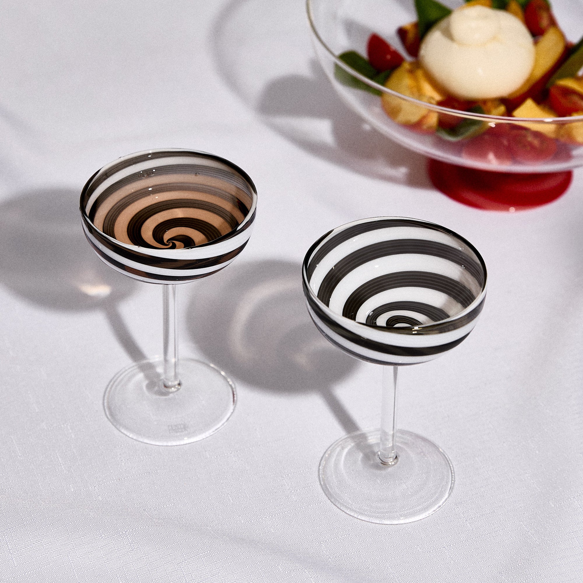 Set of 2 | Swirl Coupe Glasses | Black/White
