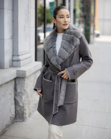 Cashmere & Wool Stroller With Embroidery Details And Detachable Merinillo Shearling Lamb Collar | Brown/Brown