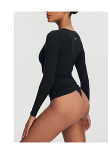 Scoop Neck Long Sleeve Top | Black