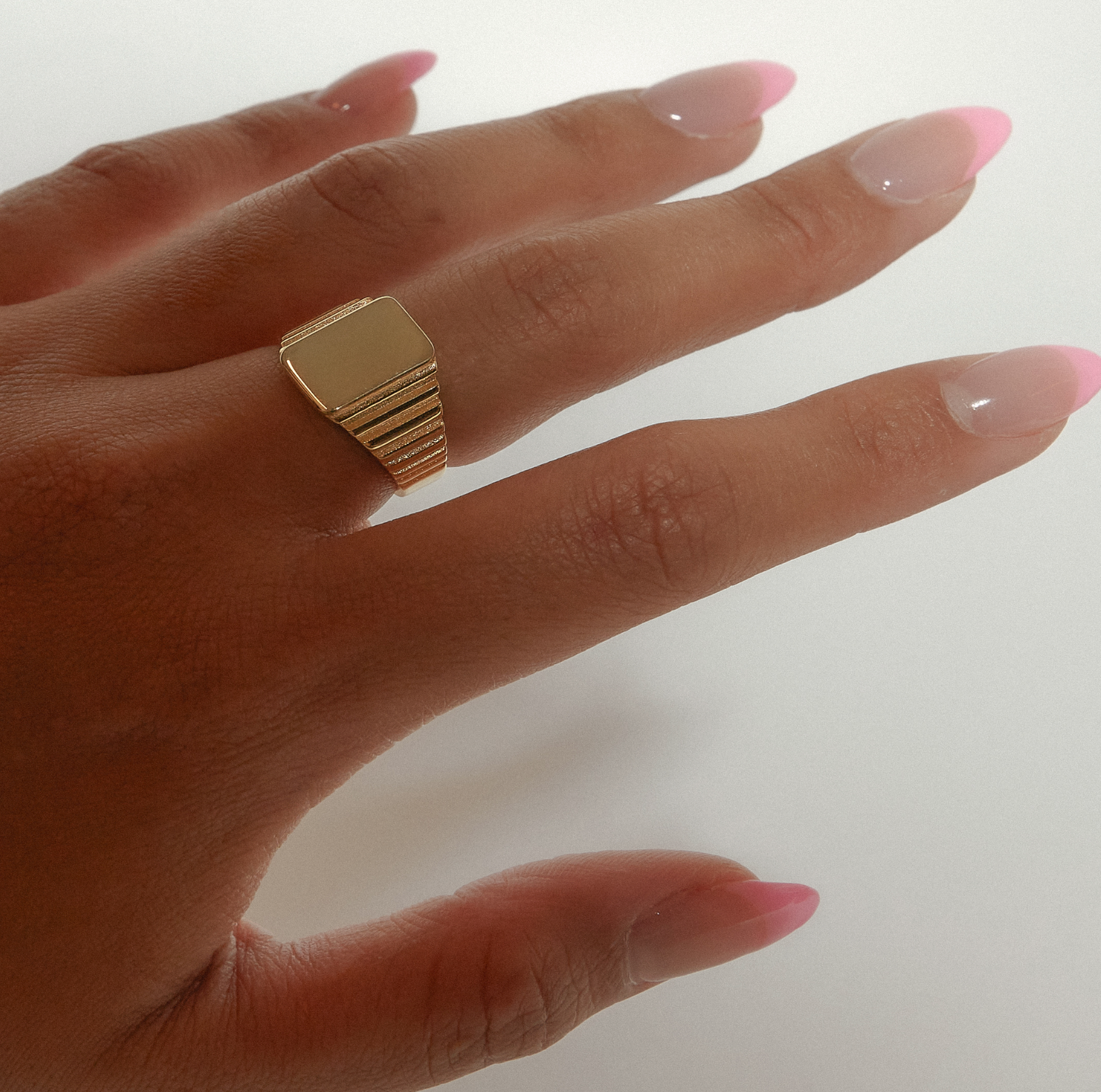 gold signet ring