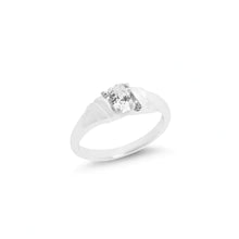 The Silver Juna Tiny Oval Ring | Sterling Silver