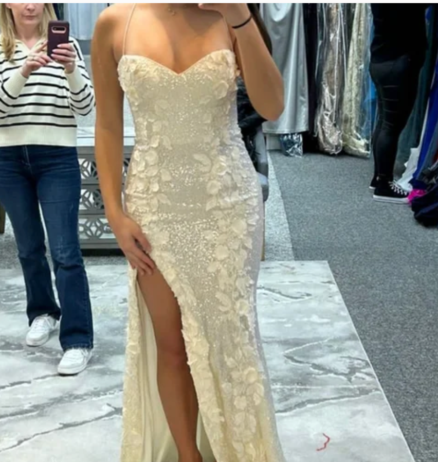 Sweetheart Neck Floral Prom Dress | Cream