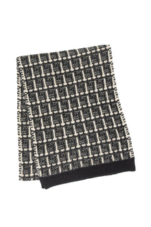 Select Cashmere Scarf | Black/Ivory
