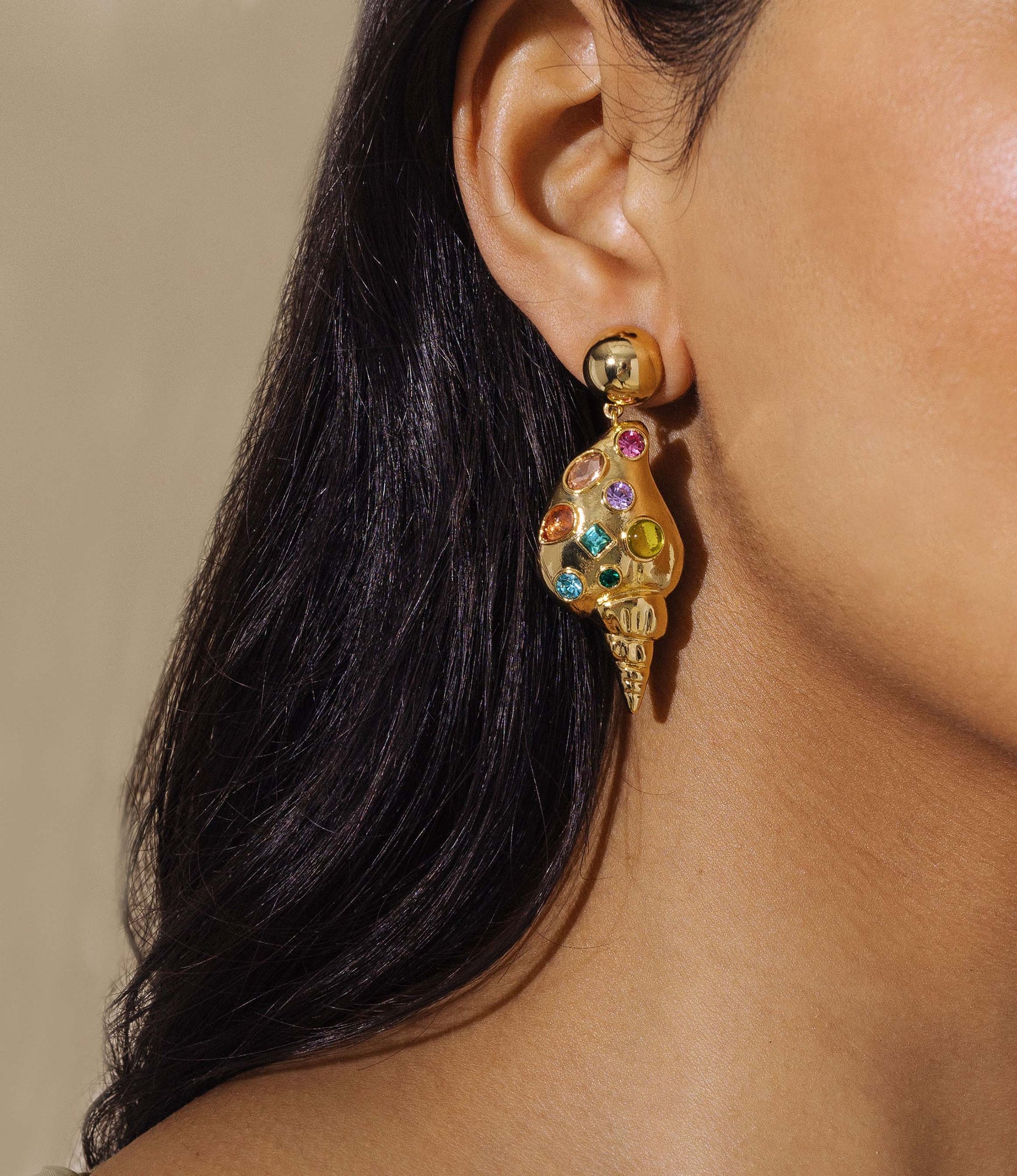 Sandy Shell Earrings - Loren Hope