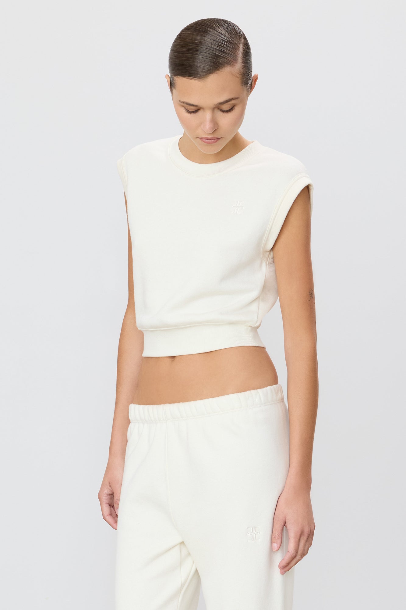 Sleeveless Crewneck Top | Cream