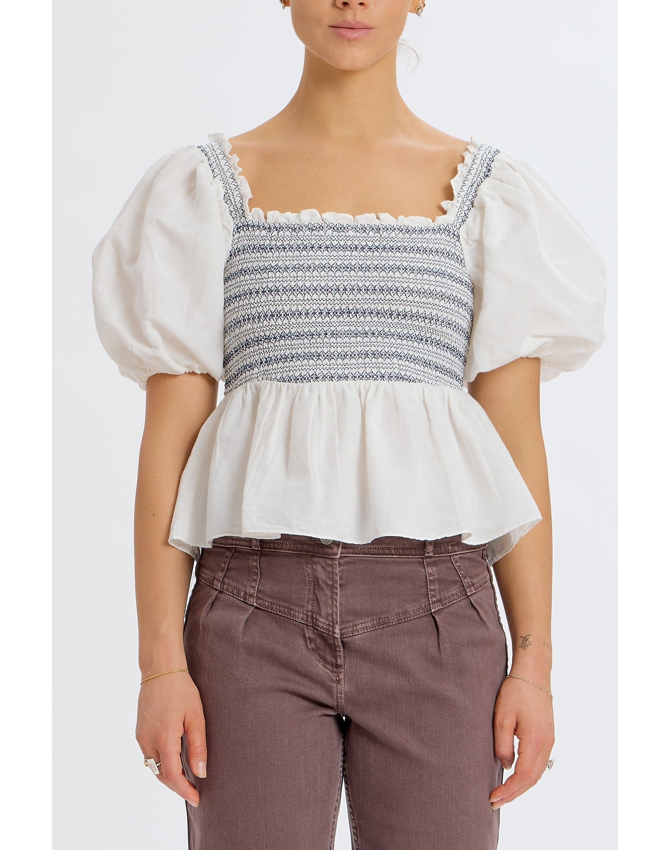 Smocked Puff Shoulder Top | White