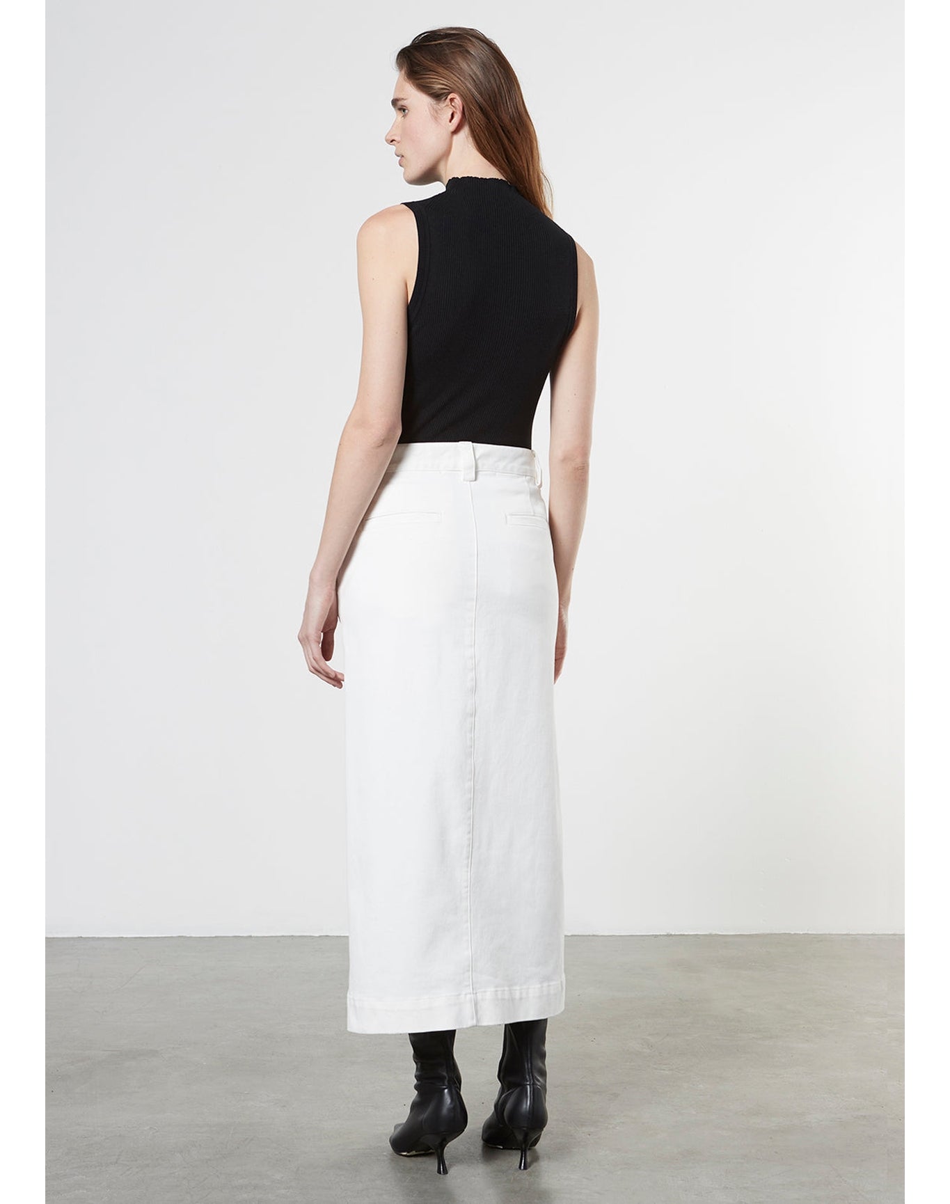 Soft Touch Slit Skirt | White