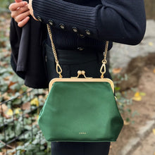 Color - Satin Emerald Green