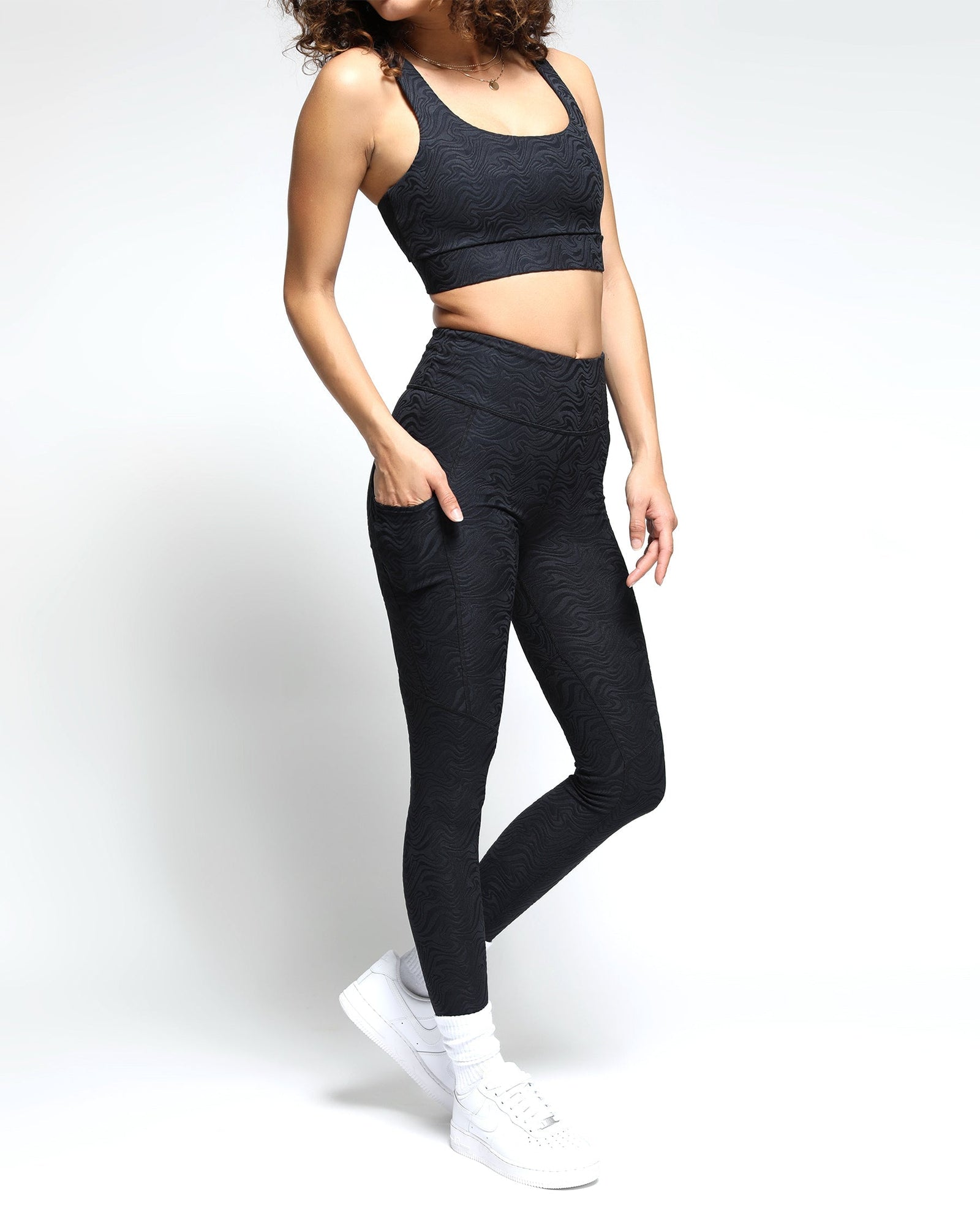 Womens | Swirl 3D Activewear Sports Bra | Jet Black