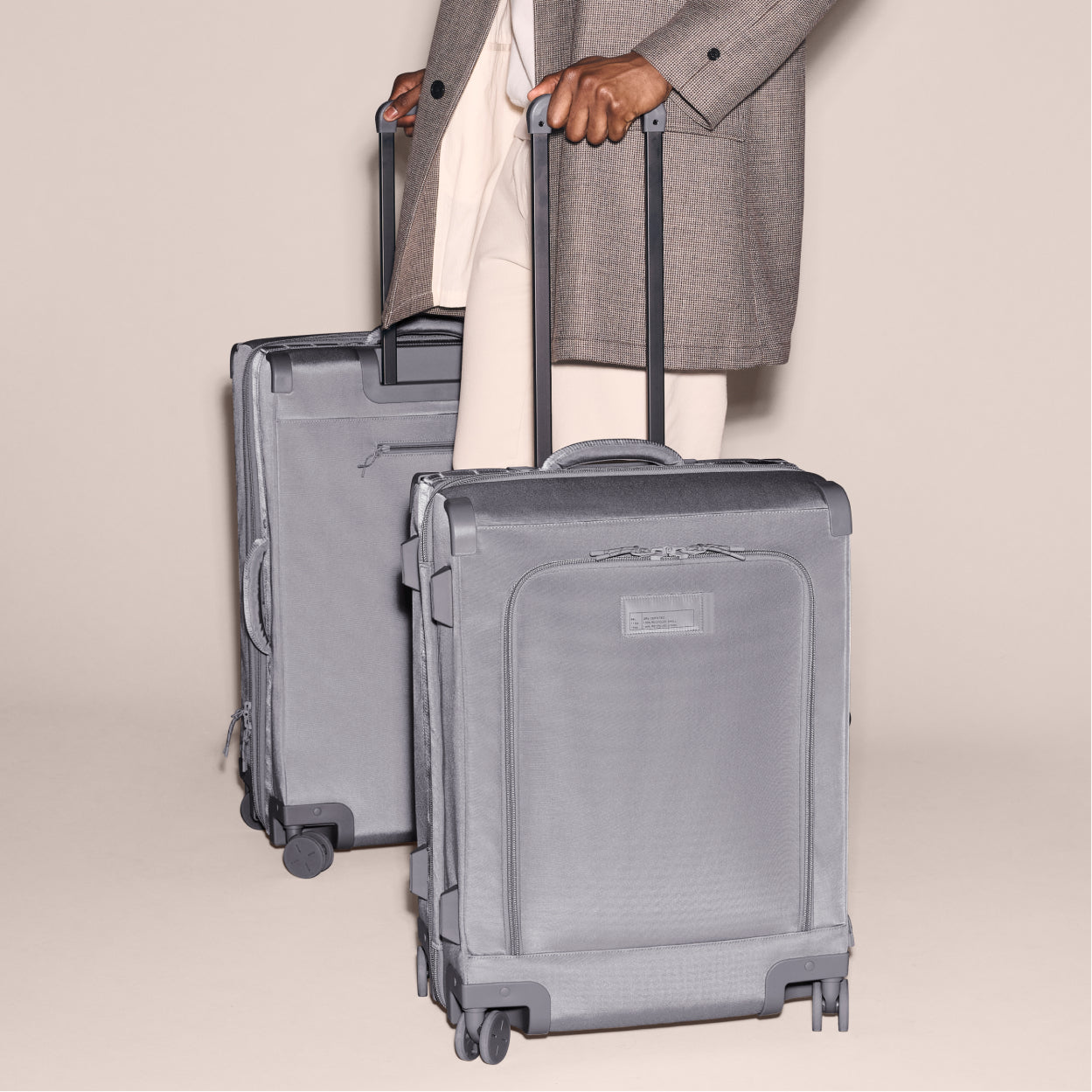 Sydney Checked Luggage | Ash | Recycled 900D Poly | Larger - 28.5"