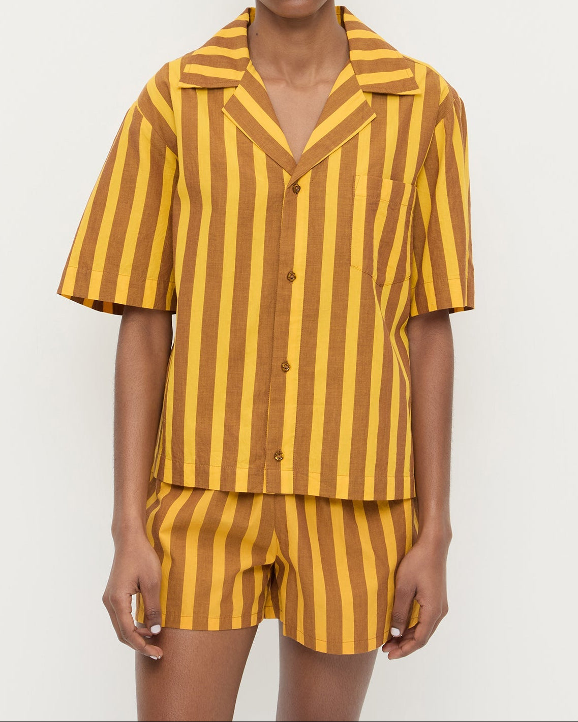 Color: Brown/Butter