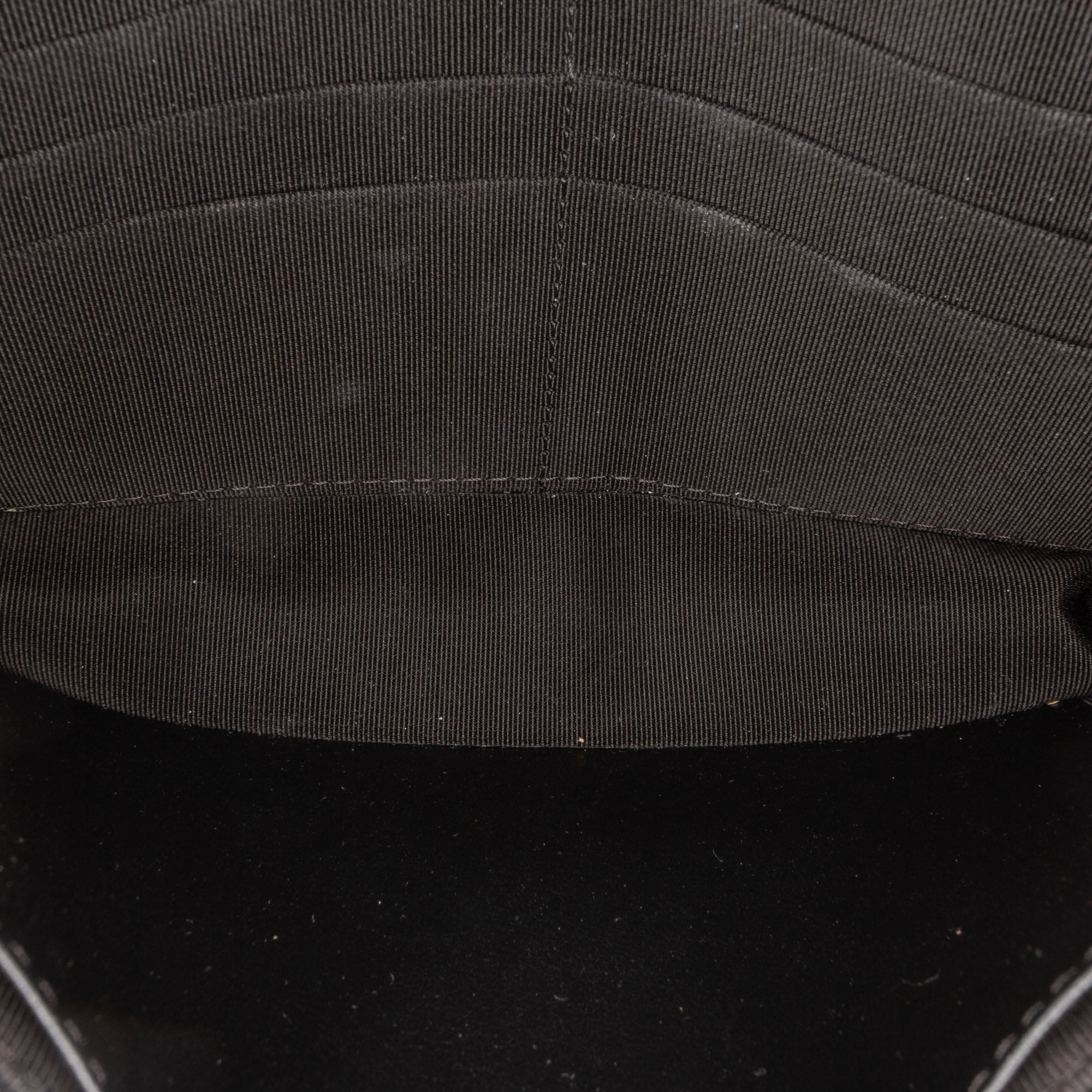 Chanel | Pre-Owned Quilted Suede Cocostellar Wallet on Chain | Black