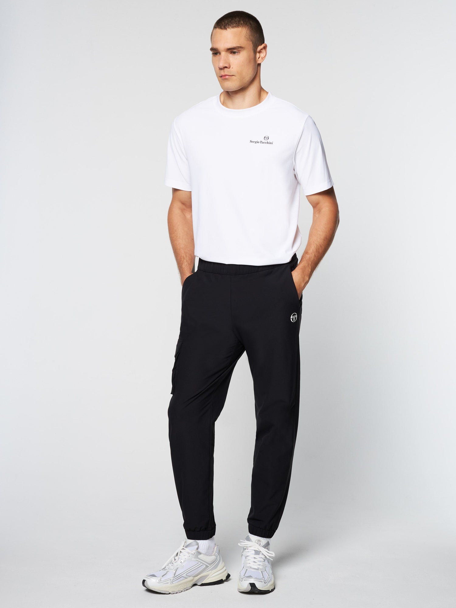 Men | Woven Cargo Jogger Pants | Black