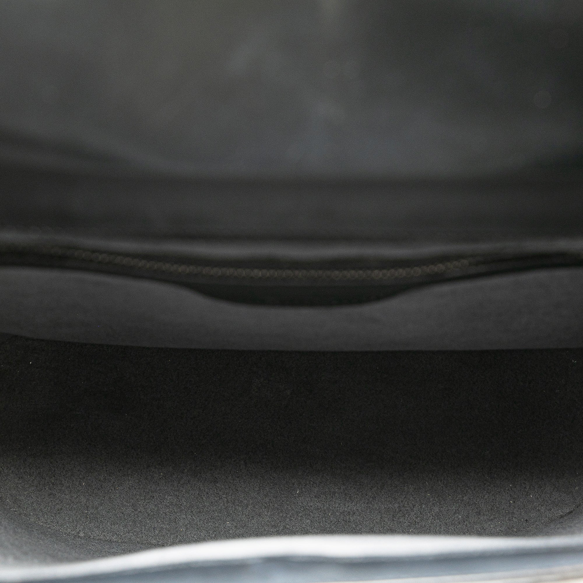 Louis Vuitton | Pre-Owned Epi Sac Verseau | Black