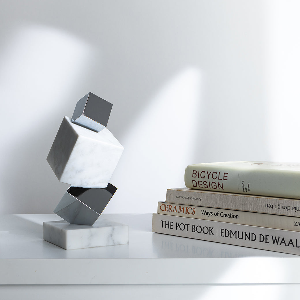 Torre Bookend/Objet | Silver-Plated Aluminum | Italian Carrara Marble