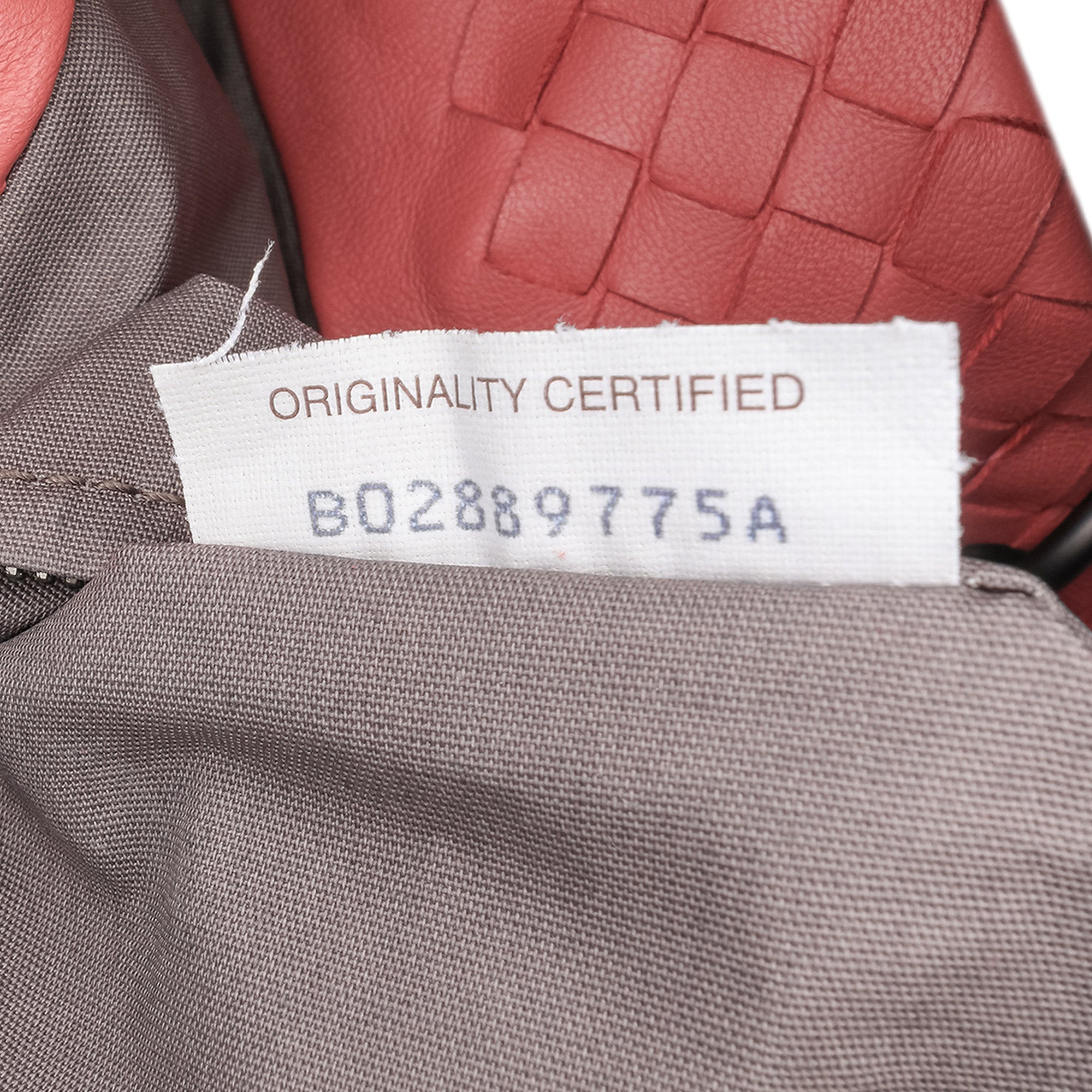 Bottega Veneta | Pre-Owned Medium Nappa Intrecciato Capri Tote | Red/Indian Red