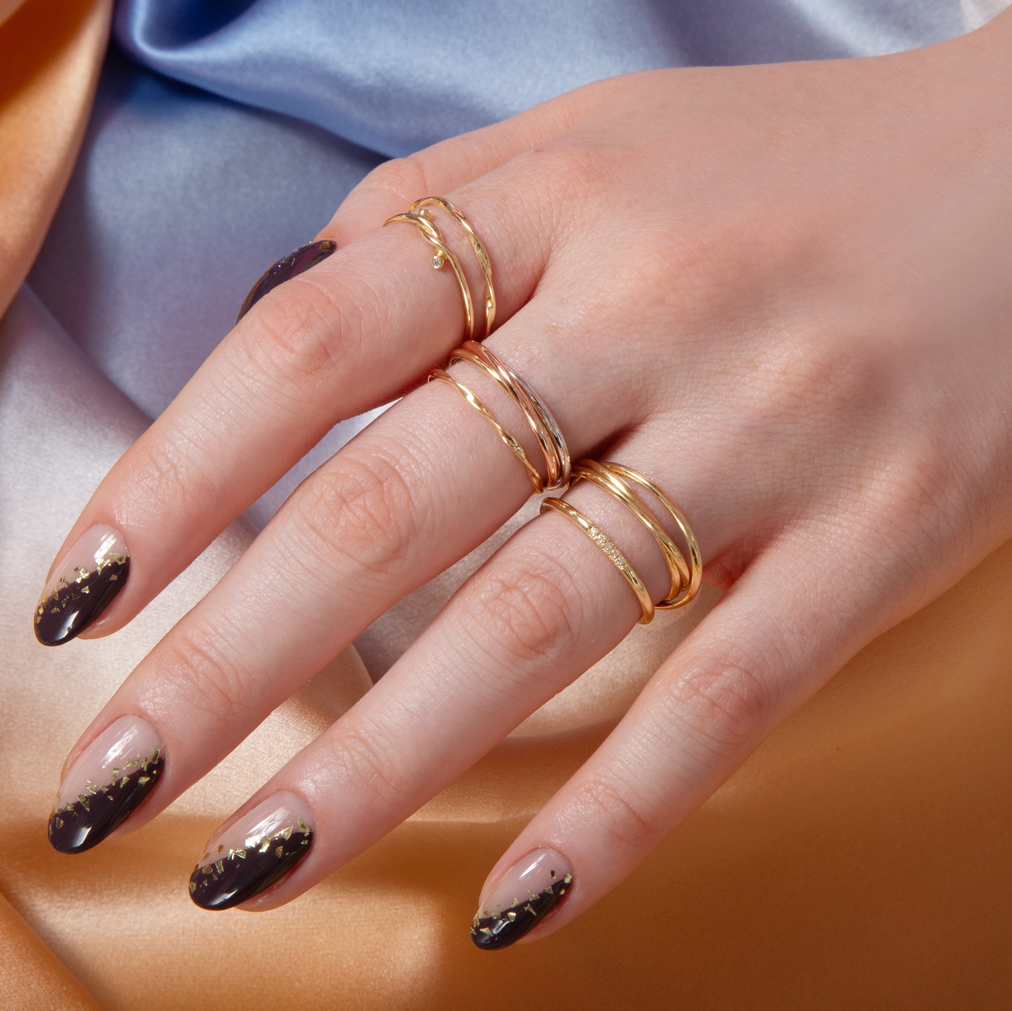 Tri Gold Infinite Interlocking Band Size 7 | 10k Solid Gold