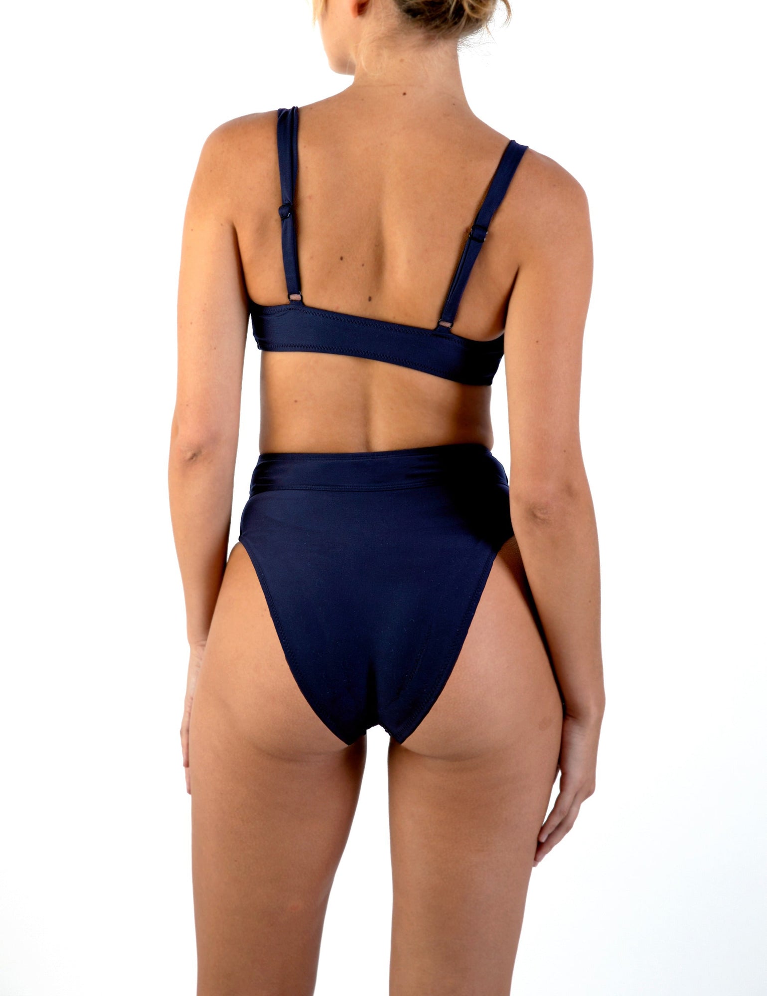 The Blonde Top | Admiral