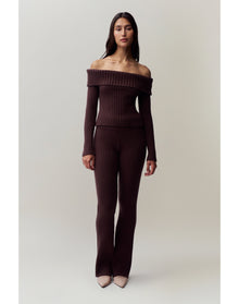 Thalia Off Shoulder Sweater | Chocolate