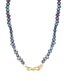 The Pave Hook Pearl Necklace | Gold