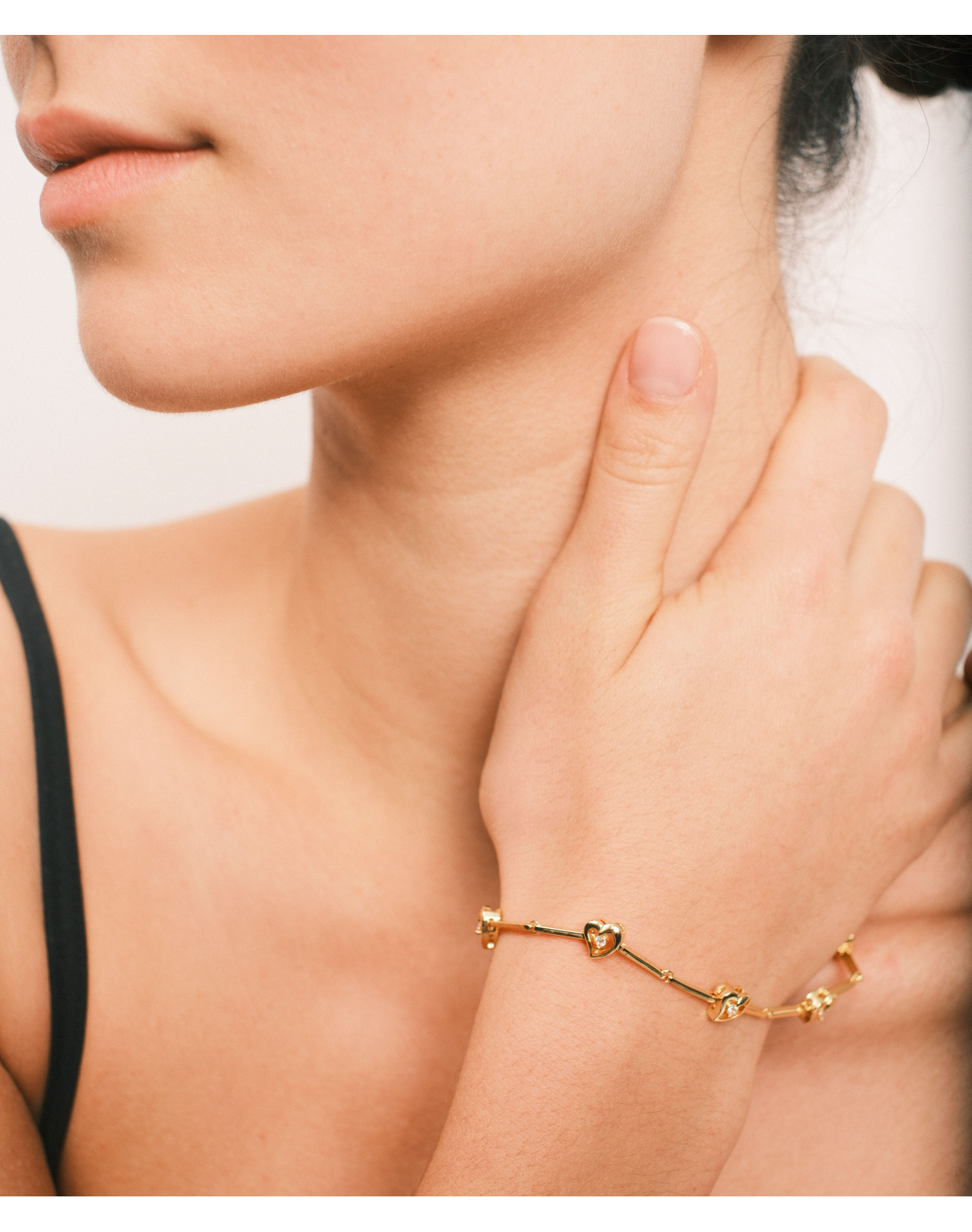 The Kaia Heart Stone Link Bracelet | Gold-Plated Silver