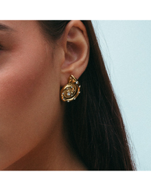 The Pave Heirloom Seashell Stud Earrings | Gold Vermeil