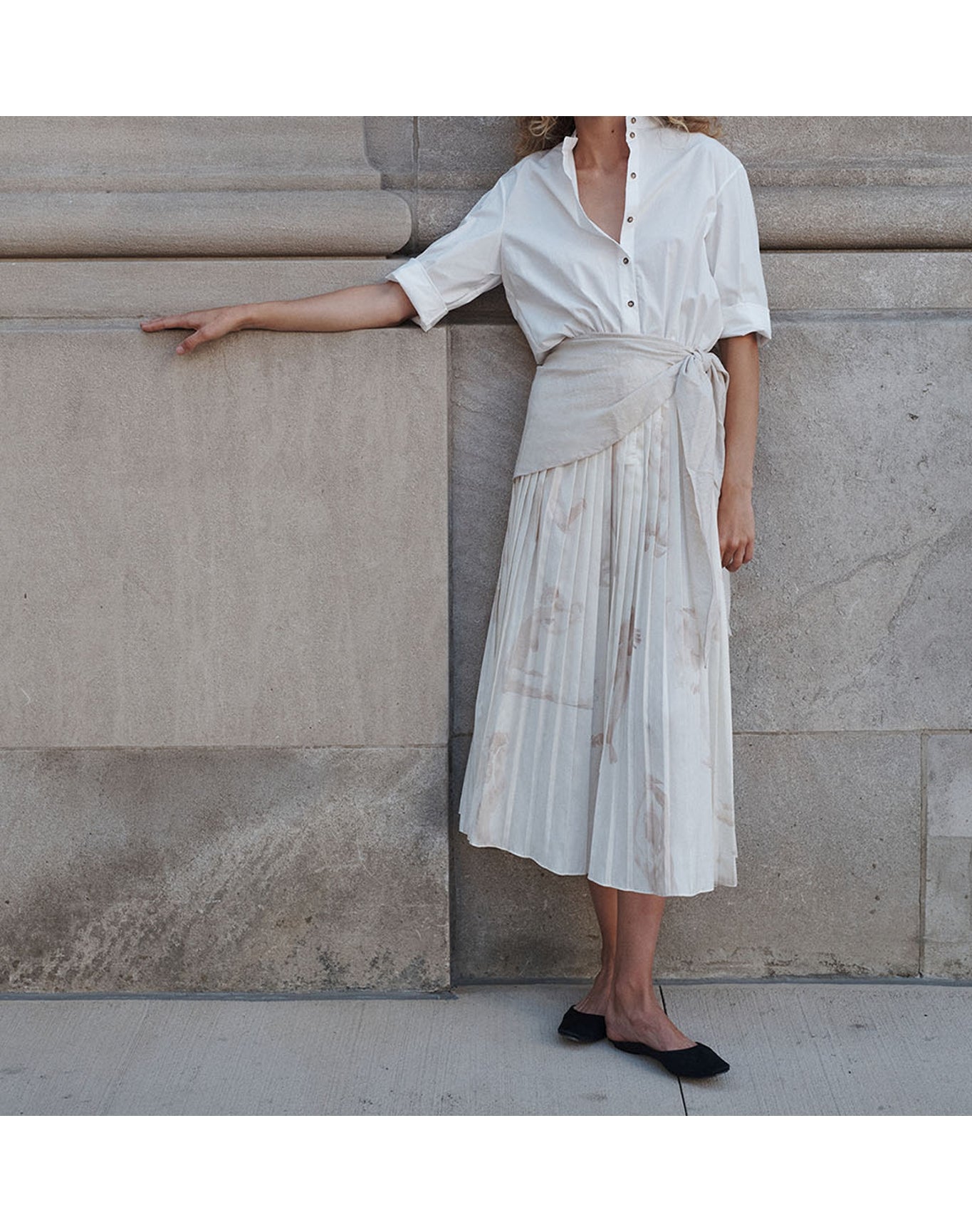 The Pleated Shirt Dress with Painted Figures | Cream / Sepia