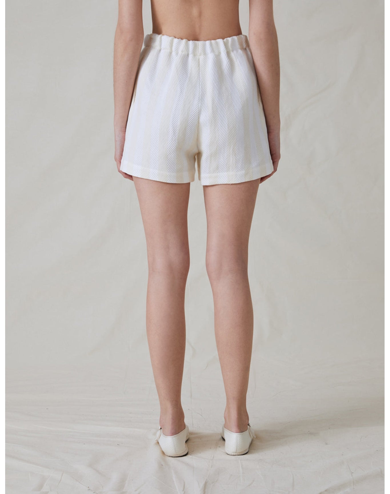 The Shorts | Cream